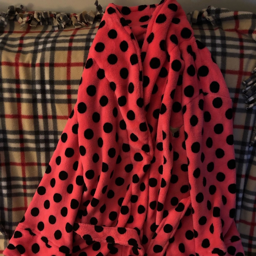 New fluffy robe from Pink From Victoria Secret